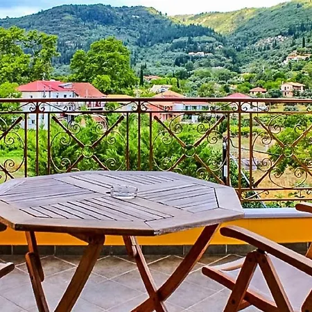 Eclectic With Pool And Stunning Views *